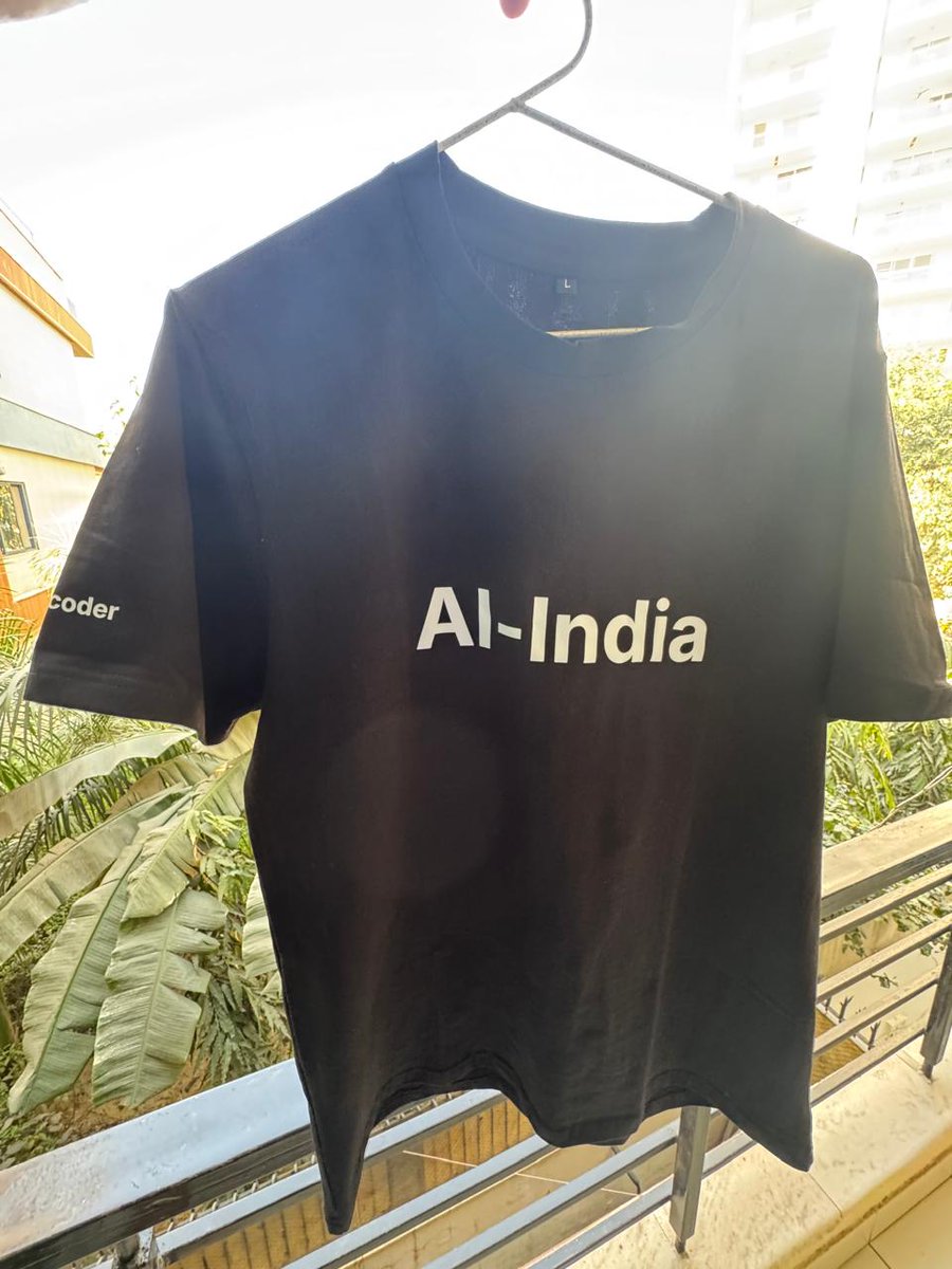 Nomadcoder tweet media