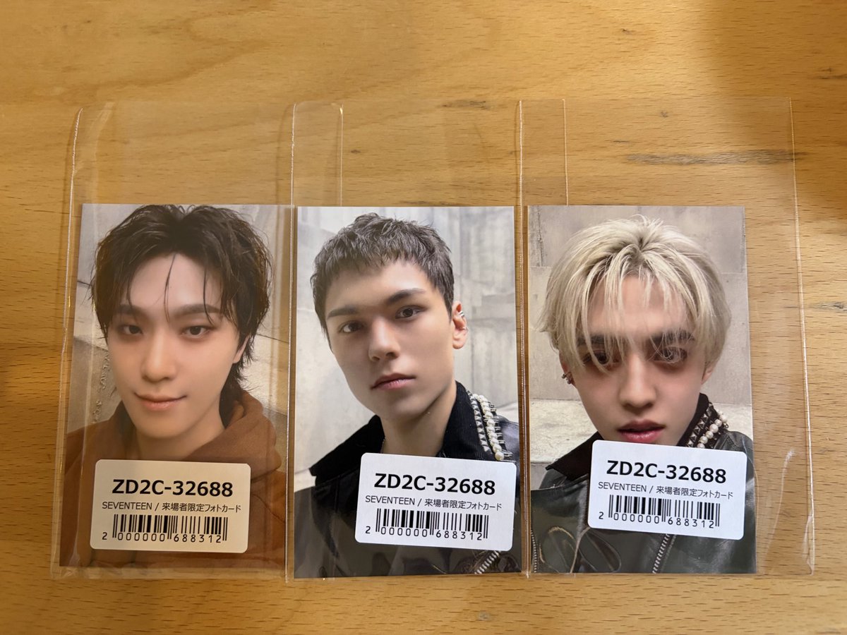 woo_da2w's tweet photo. SEVENTEEN セブチ トレカ 交換 
NEW new 来場者限定特典 会場限定 
universal weverse

譲)写真のもの
　＊クプス出し惜しみのため、
　　バーノン、ディノ希望の方優先🙇

求） 同種ウジ

郵送優先📮
東京・千葉で手渡し可
お心当たりある方はお気軽にご連絡ください☺︎☀︎ https://t.co/hDSsmU9Kar