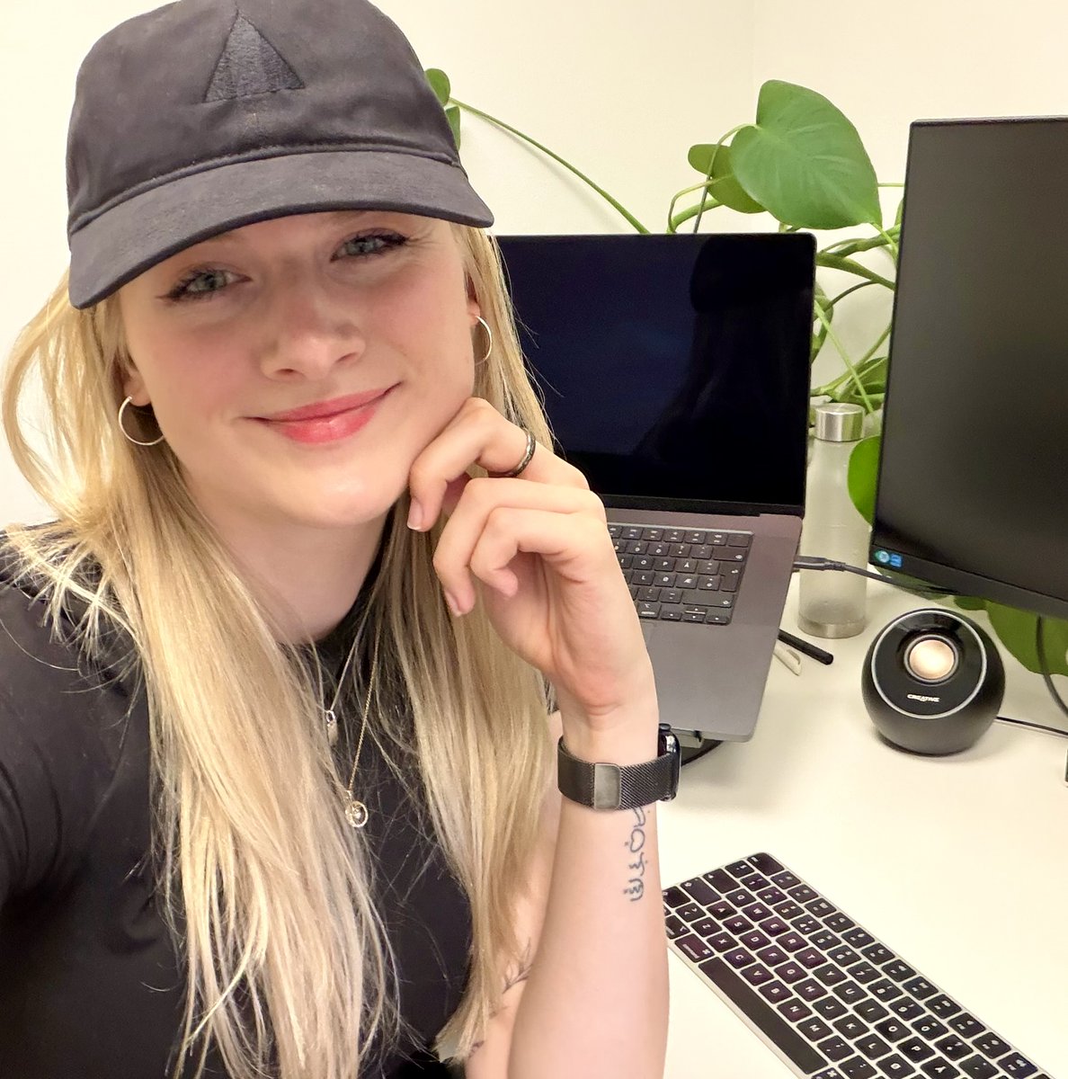 Aurora Scharff tweet media