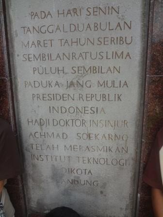 "Paduka Jang Mulia Presiden Republik Indonesia Hadji Doktor Insinyur Achmad Soekarno"