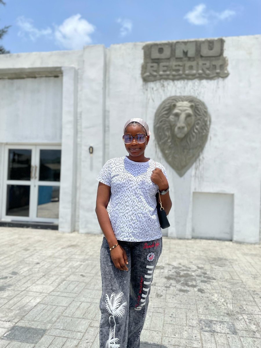 BukolaSalau2's tweet photo. Hi, I’m Bukola, a data analyst.
For the next 30 days, I’m rebuilding myself publicly
Here’s what I’ll be focusing on:
Relearning SQL deeply
Understanding DAX(not just writing formular)
Strengthening my communication skills
Becoming interview-ready
#30daysbuildinginpublic #Day1/30 https://t.co/Lq0NDBNCEC
