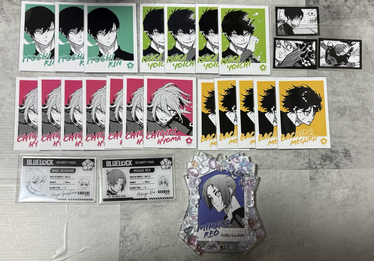 交換】ブルーロック ブルロ 韓国 原作商品化記念OS ポップアップ 譲