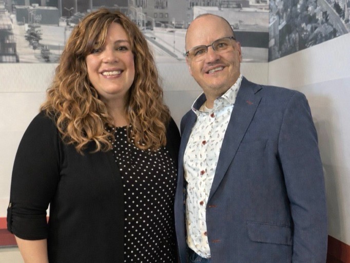 FoodBankWatReg's tweet image. Our CEO, Kim Wilhelm, is joining @farwell_WR today at 10:30 a.m. to talk about the importance of Nutrition Month and how we work alongside the community to help ensure neighbours have access to nutritious food all year long 🍏 

#FoodInsecurity #NutritionMonth #WaterlooRegion