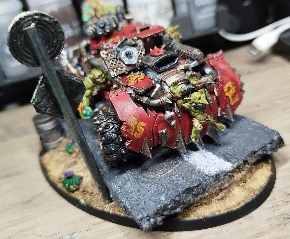 Ultron03122's tweet photo. Lightning MCork 🚗
#warhammer40k #warhammerofficial #lightningmcqueen #WarhammerArt https://t.co/w4rqfNqrzu