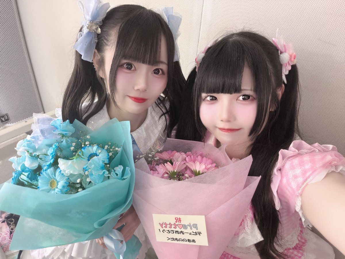 pre__ttty's tweet photo. pre♡ttty初ライブありがとうございました♡

❄️セトリ🎀
White Message（ななミル）
チ��イムはLOVE SONG（SKE48さん）
Onlytoday（AKB48さん）
クリティカル恋撃（ななミル） https://t.co/H04zqYQ21q