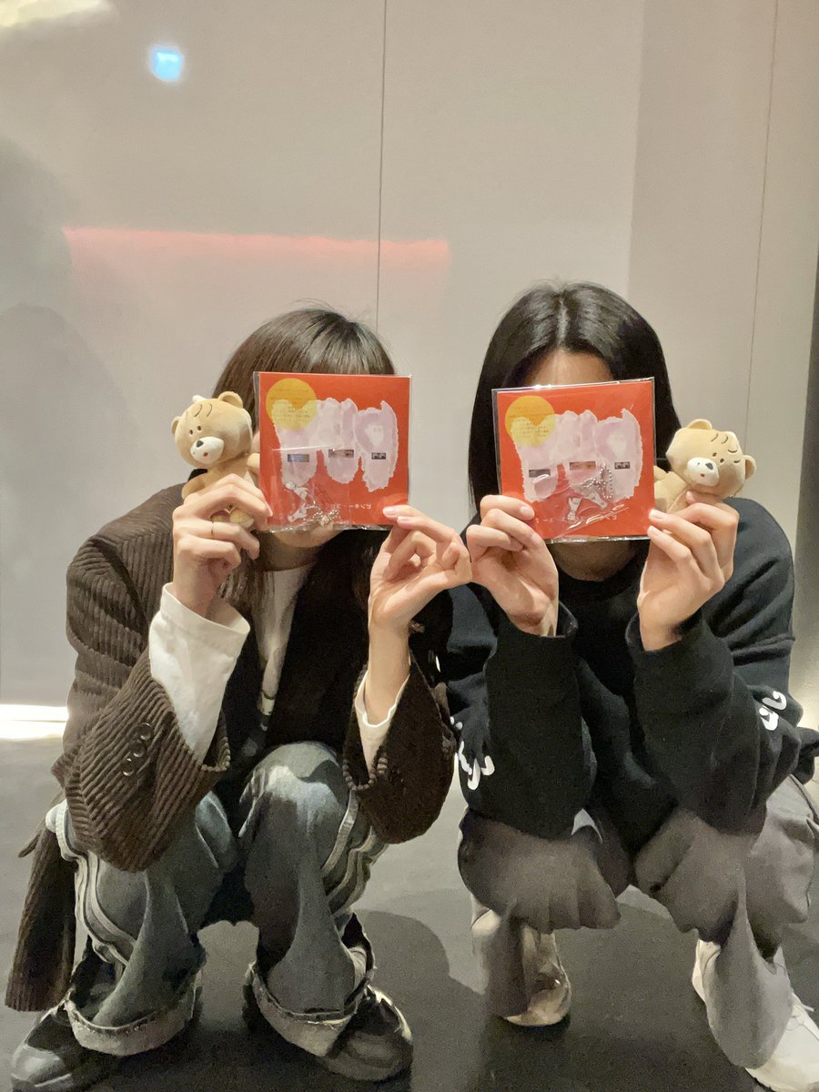 aim_neko3's tweet photo. PPY2❕
鳥肌ものだった❕
ライブ前にちゃっかり小麦粉活動もできてよかったよ🥞

あいみょんとバンドメンバーでたくさん考えてくれたんだろうなぁって思うライブでした🫧

#ppy 
@aimyonGtter 
@chof_aim https://t.co/qCuvjZJtvn
