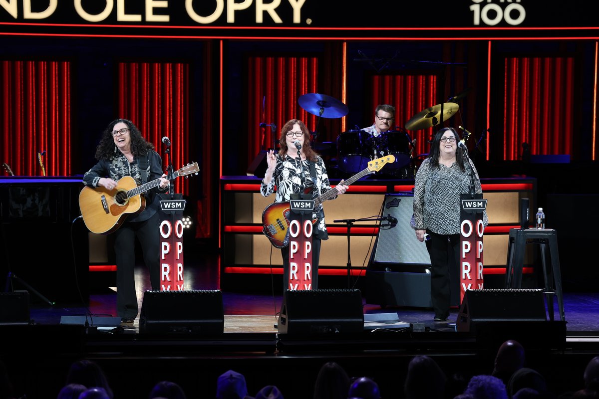 Grand Ole Opry tweet media