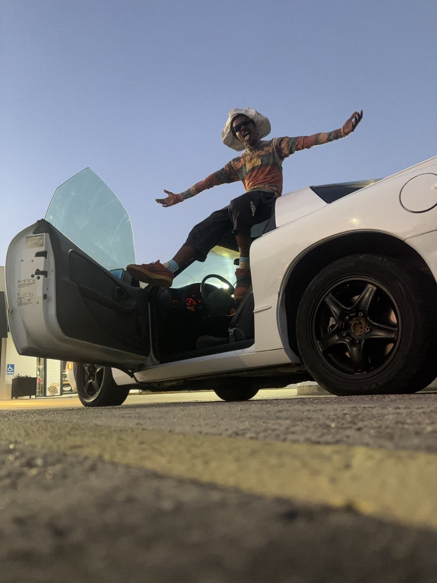 f0LL0WrSwALL0w's tweet photo. Ima fly ass, slick talking rich lil bastard🗣️ pop out in that f body wait till yall see the OTHER ONE🗣️ #FcukYoDesigner #ToLiveAndInspire #streetwear #fbody #TransAm https://t.co/59meZ4U0Lg