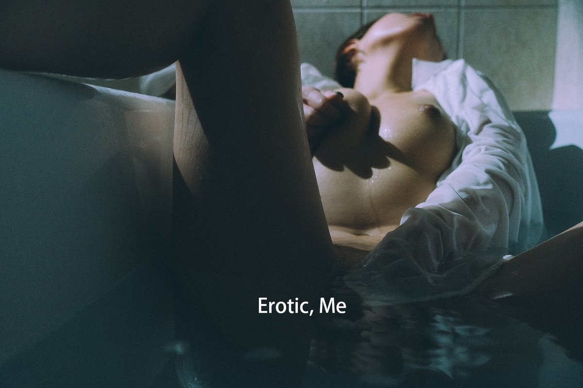 Erotic, Me. tweet media