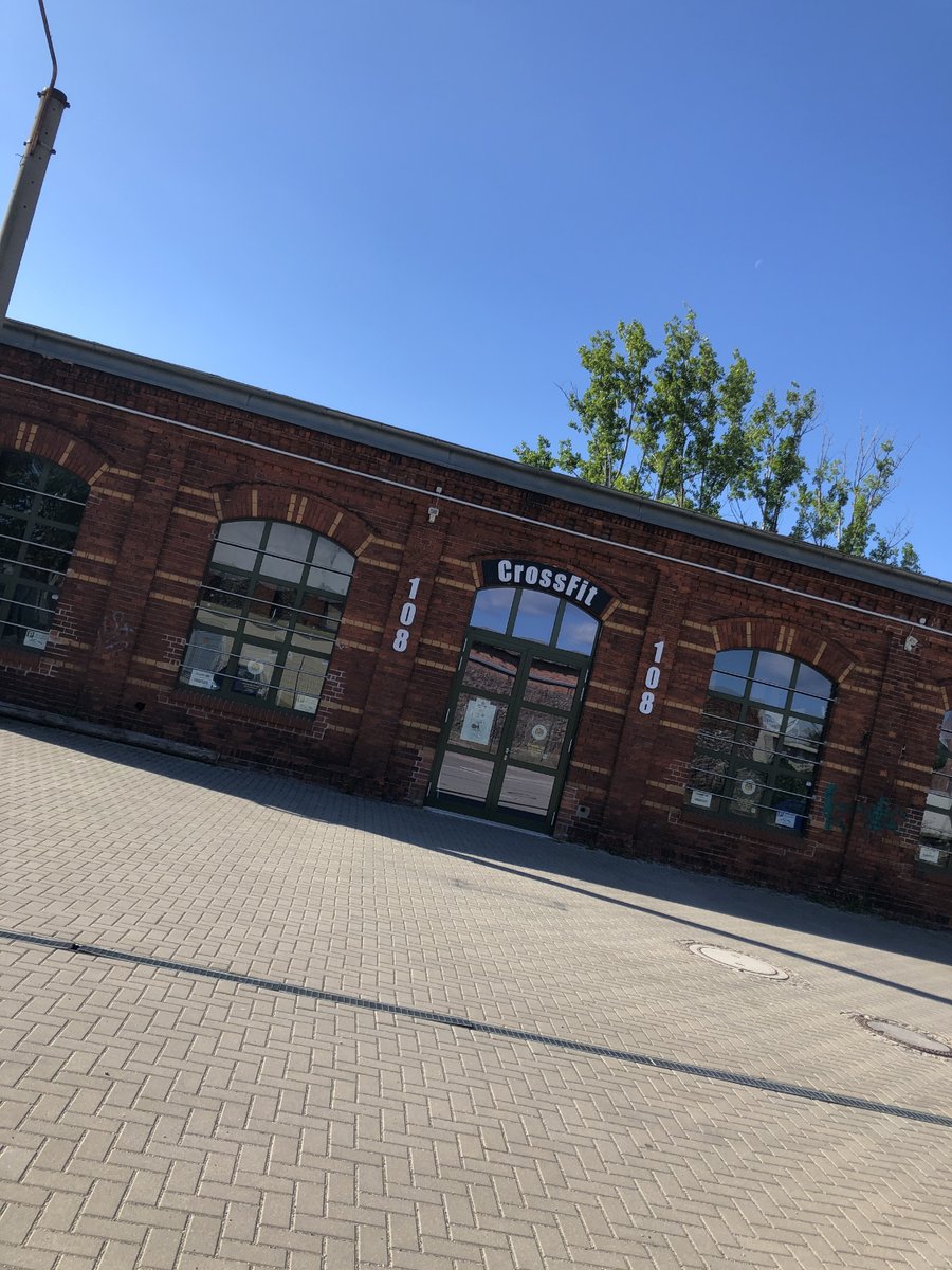 CrossFit108's tweet photo. Du findest CrossFit 108 in der Lübecker Straße 92 in Magdeburg.
Kostenlose Parkplätze direkt vor der Box.

👉 https://t.co/68xf1amIQV https://t.co/7yAFOKuaQR