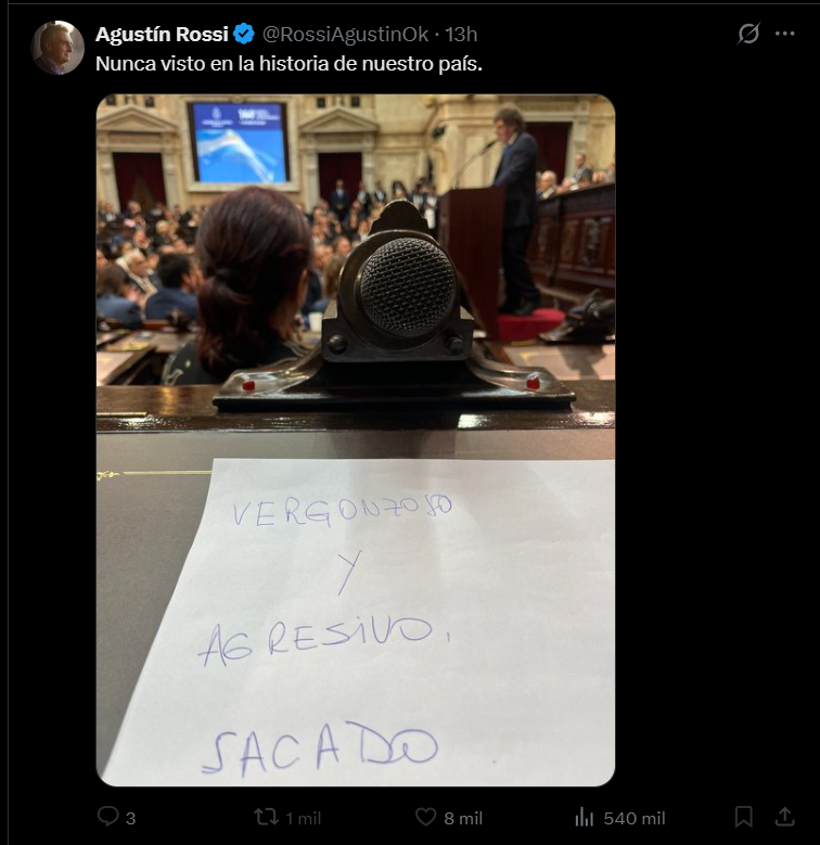 TraductorTeAma's tweet photo. Recordatorio: el sorete humano de @RossiAgustinOk era Ministro de Defensa de Alberto Fernández y encubrió un avión militar venezolano lleno de militares iraníes.
Dijo que era una "escuelita de vuelo".

Este tipo iba a ser vicepresidente si Massa ganaba. https://t.co/kqcnzAIJju