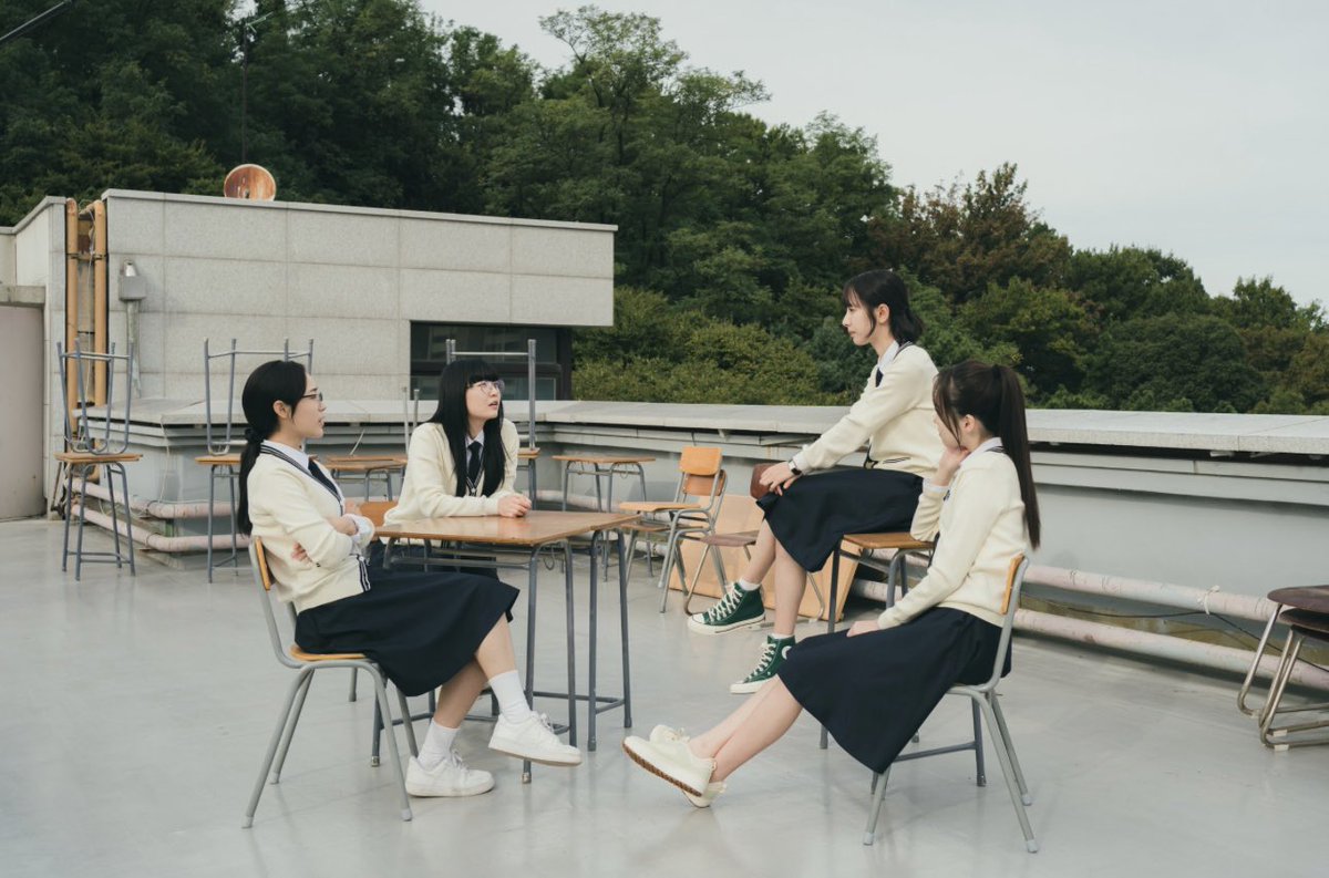 ถ้าชาติหน้ามีจริง ขอให้พิรามิดเกเกิดขึ้นกับผู้หญิง gmmtv ในชาตินี้ค่ะ  🙇🏻‍♀️ หญิงล้วนม.5/5 จำนวน 25 คนพร้อมแล้ว รออะไรล่ะคะ gmmtv2027 เริ่มได้เลย