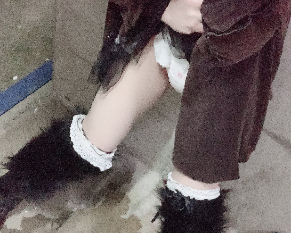 diap44's tweet photo. …つらすぎておうちまでがまんできなくて溢れちゃった https://t.co/bvhBb8NPkX