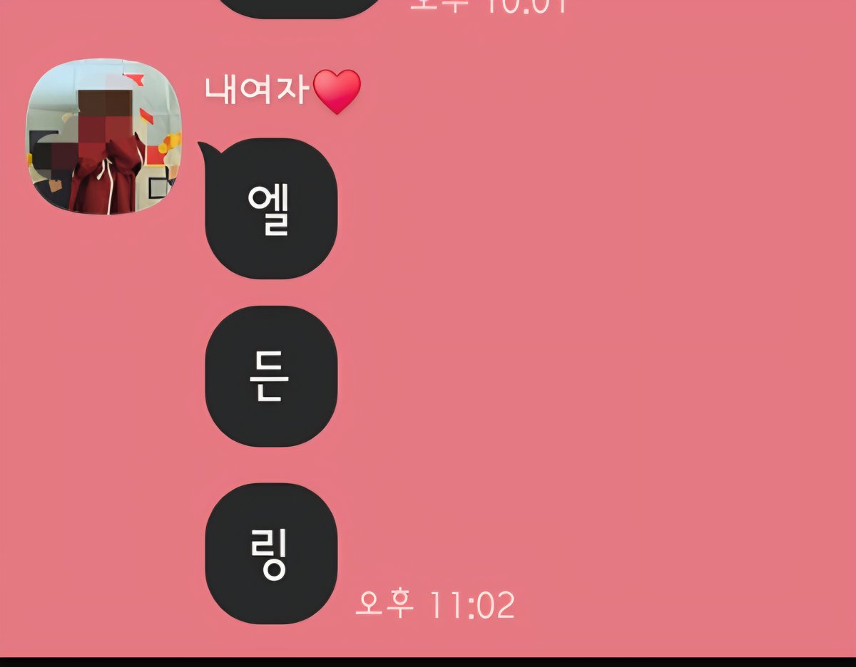 오랫동안 게임을 못 하고 살다가 
최근 좀 한가해지면서 애들 잘 때 
와이프가 게임 해보래서 엘든링을 해봤는데
재미는 있으나 나의 피지컬이 따라주지 않아 너무 힘들다.

12년 전에는 블러드본을 플래티넘까지 획득 할 정도로
열심히 했었는데 이제는 그런 열정이 타오르지 않는다.

그런데