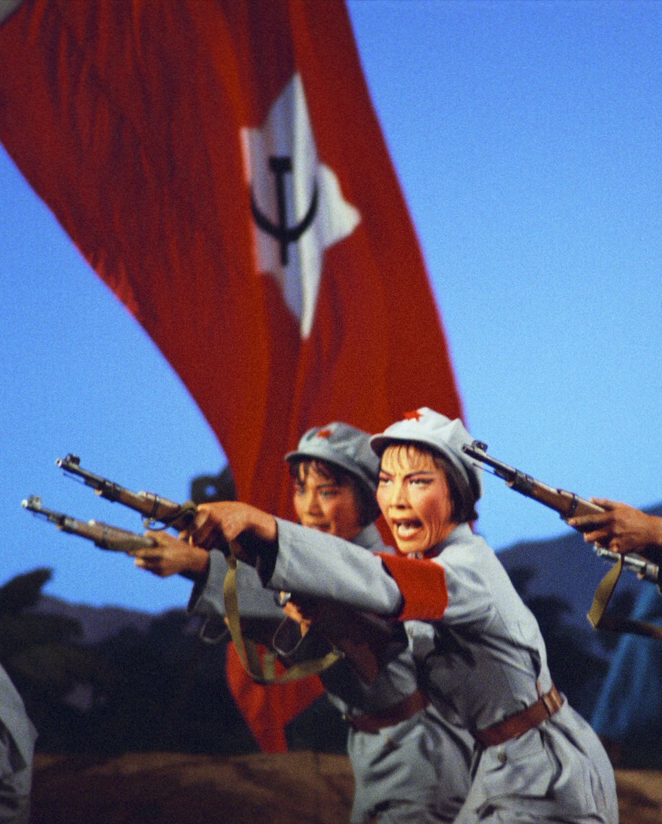 “Women hold up half the sky.”    

—  Mao Zedong | #InternationalWomensDay