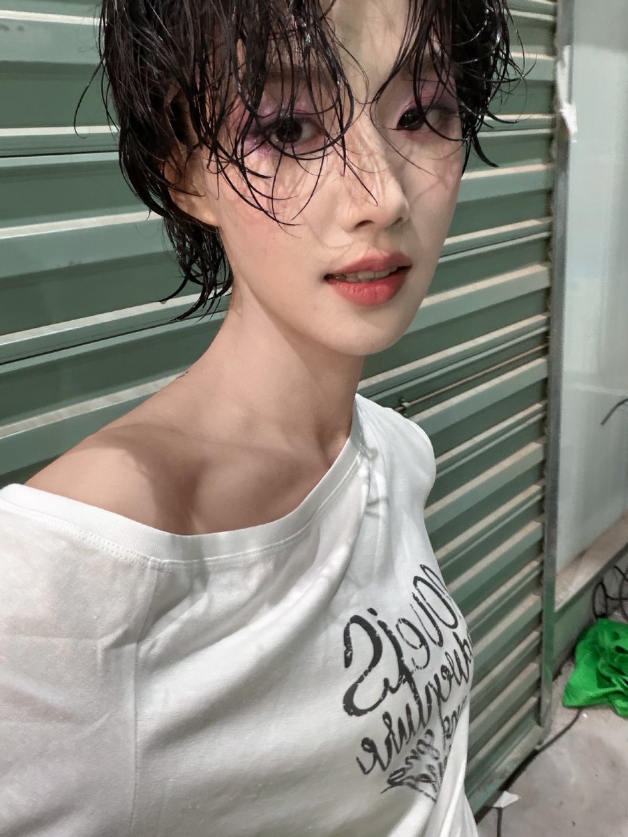 marribbong's tweet photo. 260302 노욱효 웨이보
어머낫...가발이긴한데, 숏컷도 잘어울려서 놀랬음.
잘생쁨이닷
#노욱효 #루위샤오 #LuYuxiao #IreneLu #卢昱晓 https://t.co/1tGqrSRJ00