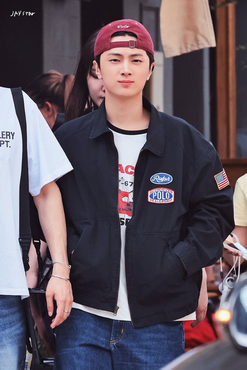 LUCKY enji 𐙚 tweet media