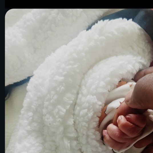 Bouncy baby boy 🤝