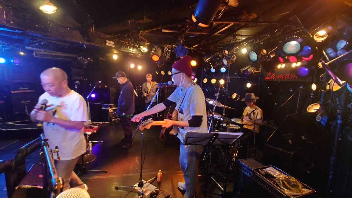 morimorimoz's tweet photo. 昨日は早川パワーとhappy happy happyワンマンライブにお越し頂いた皆様、ありがとうございました！

まさかあの老舗名店の渋谷ラママにワンマンで出られる機会に巡り合うとは！
自分を必要としてくれる方、聞いてくださった方、本当に感謝 。色んなご縁に。
僕も多分終わりのない輪廻の上にいる！ https://t.co/nuEX07B2fF