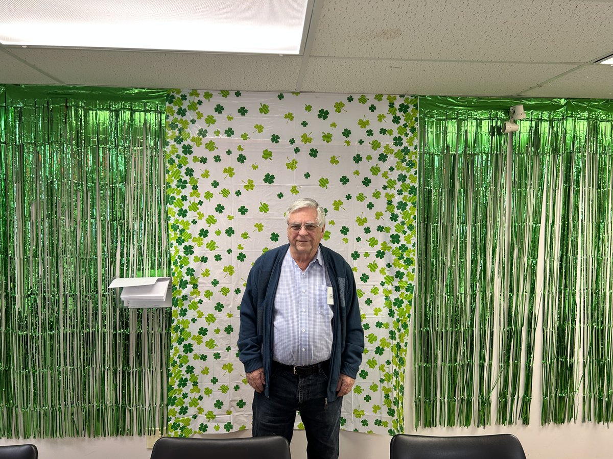 HCSSGreyBruce's tweet photo. ๐Shamrocks, rainbows, and a pot of gold๐ฐ... The East Grey Day Away location loves an excuse to decorate and brighten everyone's day! They are ready for some St. Patricks fun in March ๐
#HCSSGreyBruce #StPatricksDay #DayAwayProgram #MarchFun #CommunityCare https://t.co/HM5hLenTpH