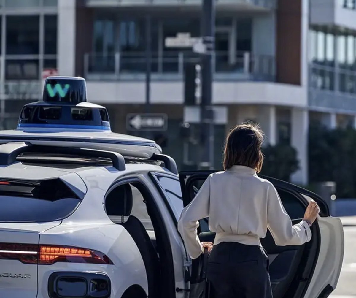 NRSForg's tweet photo. Stepping into a car with no driver is no longer futuristic, it’s now a reality.
As autonomous ride services expand into more major cities, the conversation is shifting from “Can it work?” to “How fast can it grow?”
#driverlesscars #safedriver #saferoad #NRSFsquad https://t.co/kQhPzzlKiT