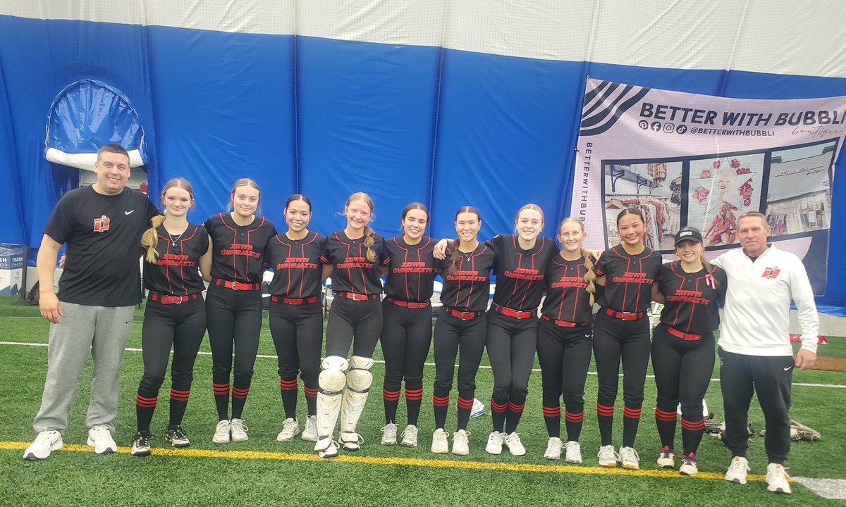 IAdynamite's tweet photo. Dynamite girls finished their winter season with a bang! 4 tournaments, 4 🏆. Shout out to our seniors, Tianna Taylor, Kaitlyn Bonnes and Ava Koudelka. Wish you ladies the best of luck moving forward. Congratulations to all of our Dynamite girls for a great season. https://t.co/xs16quSI13
