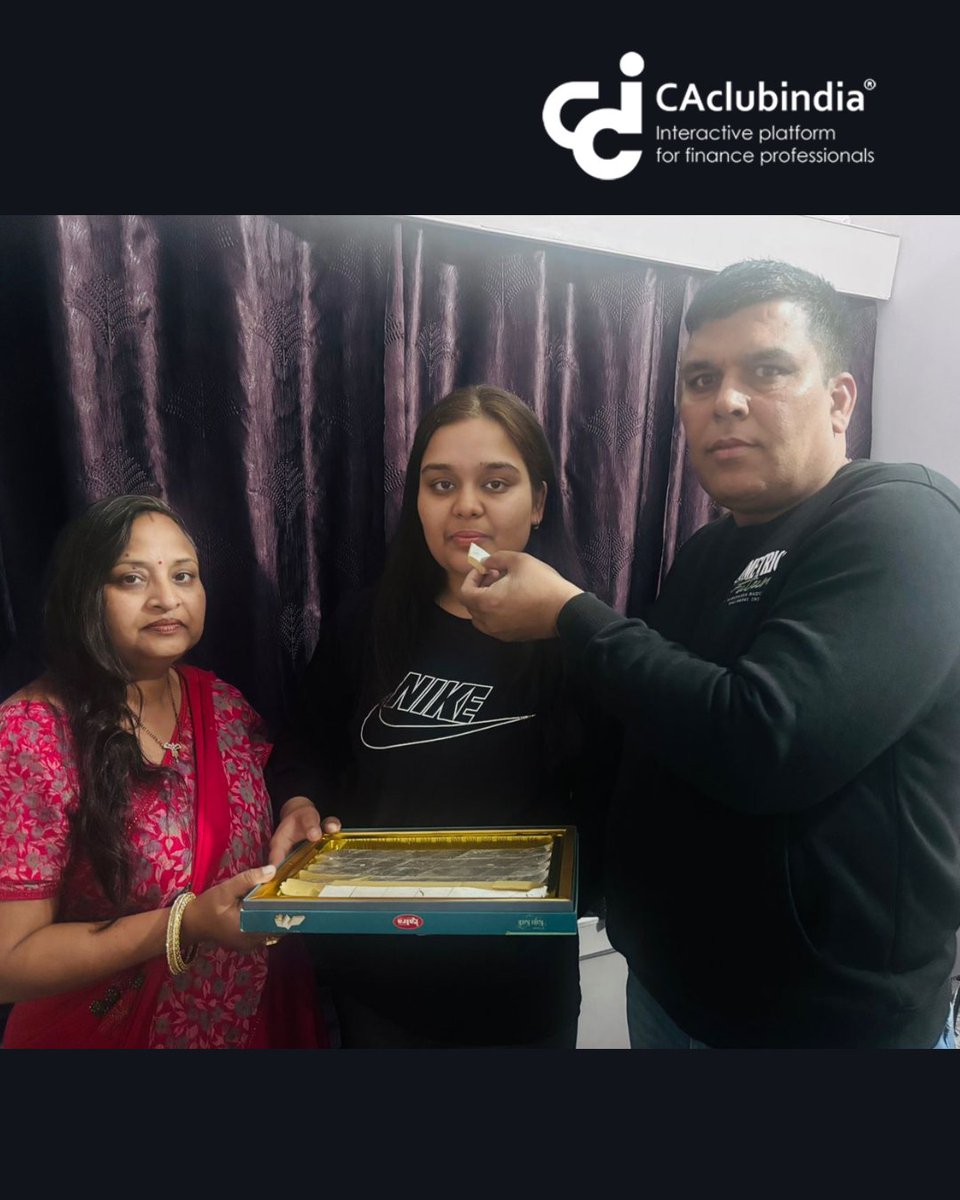 CAclubindia's tweet image. Becoming the 1st CA in her family, Diksha Goyal didn't just clear the CA Final, she topped it with AIR-1! 💪♥️ #icai #castudents #caresults