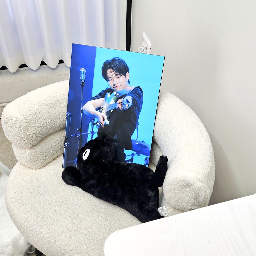 ์ ์จ tweet media