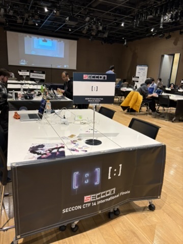 07finder's tweet photo. SECCON본선을 끝내고 한국으로 다시 돌아왔습니다
너무 좋은 경험이였습니다 https://t.co/5pa8M0P0Q2