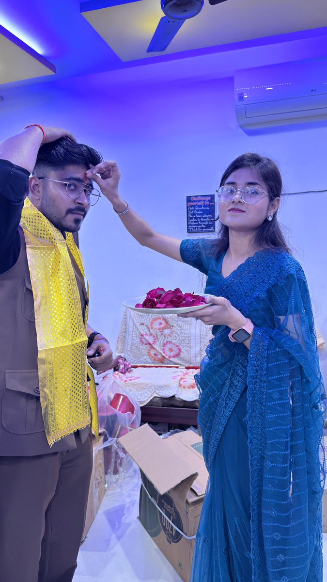 utkarsh11_'s tweet photo. Tysm.... R.B.S Educational School Etawah

inviting me as a Guest of honour

Special thanks @rbssunil

#etawah #life

#goal

#influencer

#lovenature https://t.co/bWgoQY0ic1