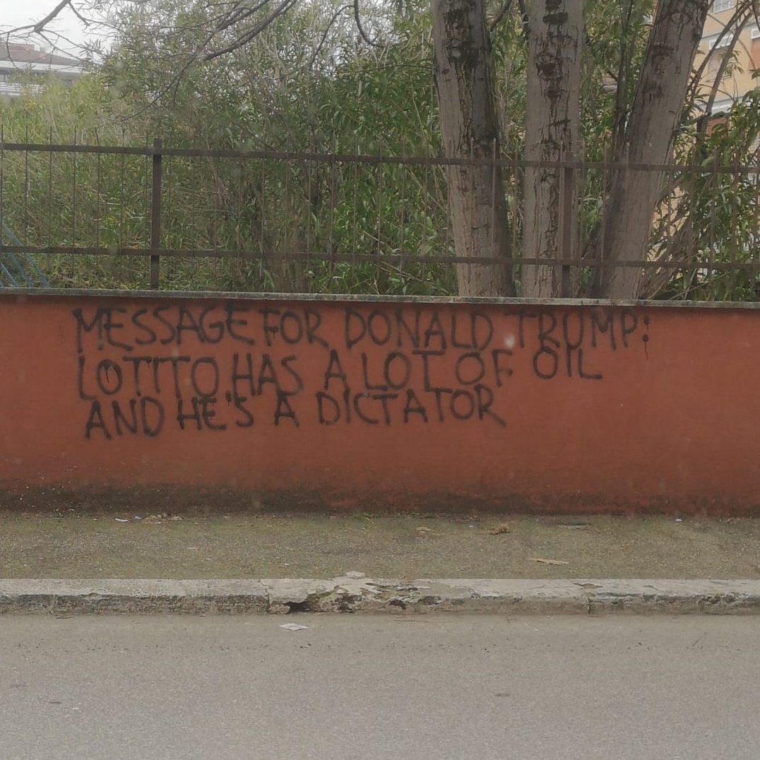 MarcoParoleria-Brigate Tommy Paradise tweet media