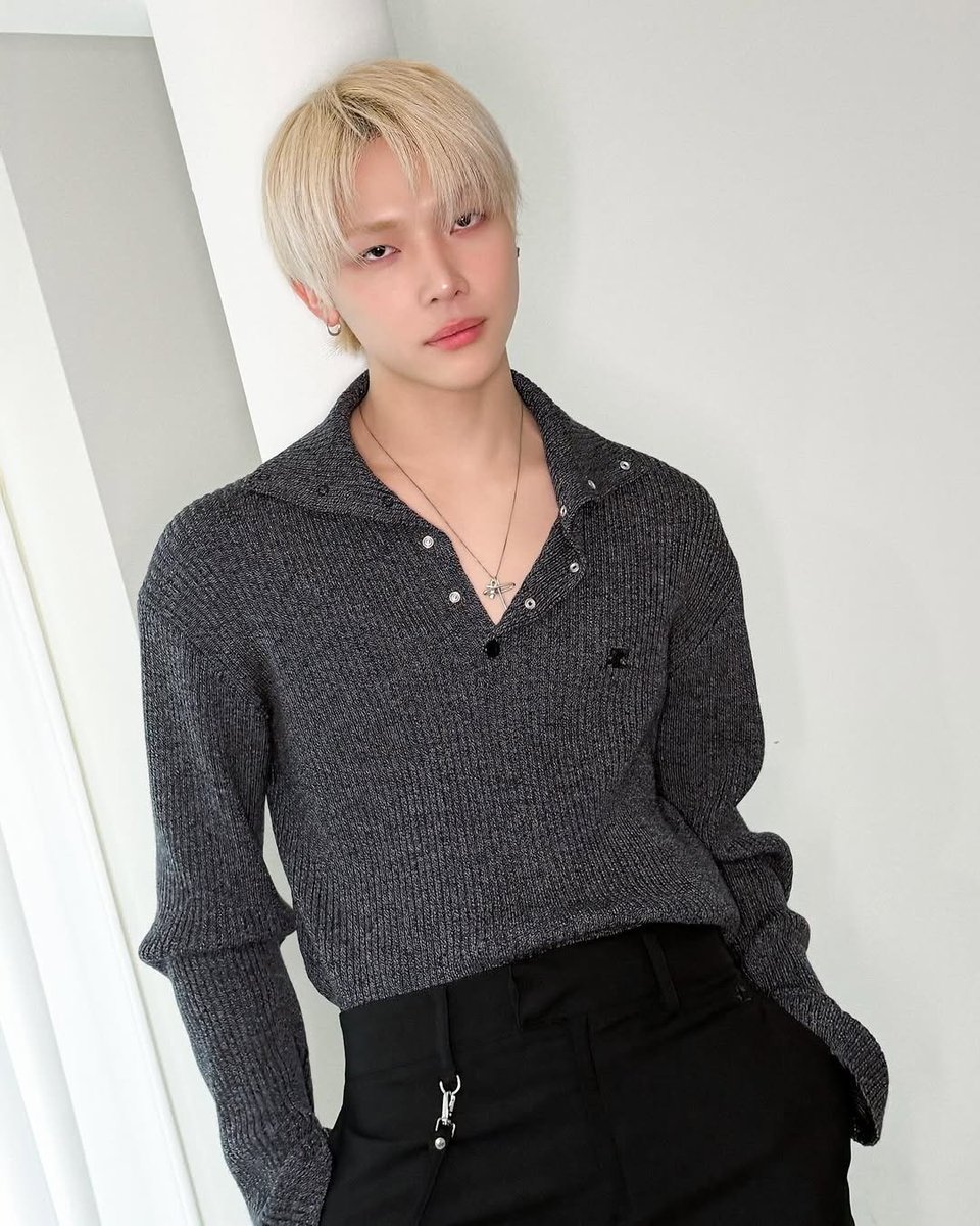 ur 카리나 tweet media