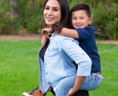 ItsMrsWilkes's tweet photo. 5 years ago 

 Neshan Johnson 18  and a 14-year-old shot and k1lled Pamela Cabriales, 32 she was shot in the head while in her SUV on Colfax at Interstate 25.

https://t.co/bKM3Xq9Veq https://t.co/VRNO72sPBZ https://t.co/6BuI6BmFvJ
