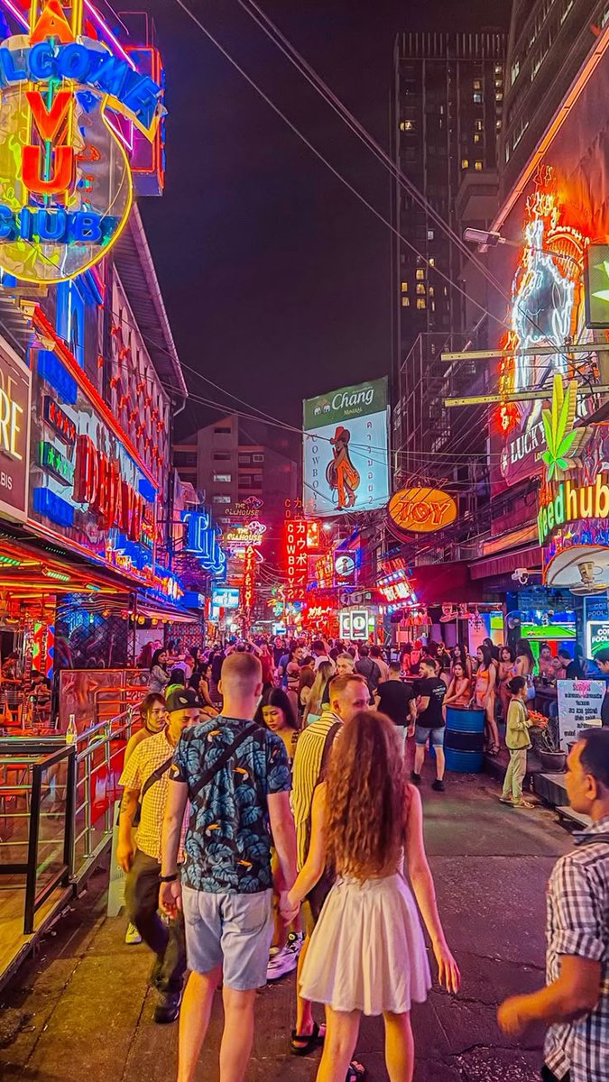 infodexx's tweet photo. Best Countries to Visit in Your Lifetime

1.🇹🇭 Thailand 
2.🇬🇷 Greece 
3.🇮🇩 Indonesia 
4.🇵🇹 Portugal 
5.🇱🇰 Sri Lanka 
6.🇿🇦 South Africa 
7.🇵🇪 Peru 
8.🇮🇹 Italy 
9.🇮🇳 India 
10.🇦🇪 UAE
11.🇫🇷 France 
12.🇬🇧 United kingdom 
13.🇺🇸 United states 
14.🇪🇸 Spain
15.🇦🇺 Australia 
16.🇲🇻 Maldives 
17.🇳🇱 Netherlands 
18.🇦🇷 Argentina 
19.🇱🇨 St. lucia 
20.🇨🇿 Czech republic 
21.🇧🇷 Brazil 
22.🇪🇬 Egypt 
23.🇨🇷 Costa rica 
24.🇵🇭 Philippines 
25.🇹🇷 Türkiye 
26.🇻🇳 Vietnam 
27.🇲🇽 Mexico
28.🇮🇪 Ireland 
29.🇯🇵 Japan 
30.🇨🇦 Canada 
31.🇳🇿 New zealand 
32.🇪🇨 Ecuador 
33.🇫🇯 Fiji 
34.🇹🇼 Taiwan 
35.🇨🇻 Cape verde 
36.🇲🇪 Montenegro 

Note: The rankings are based on feedback from over 295,000 readers.

Source: CEOWORLD magazine