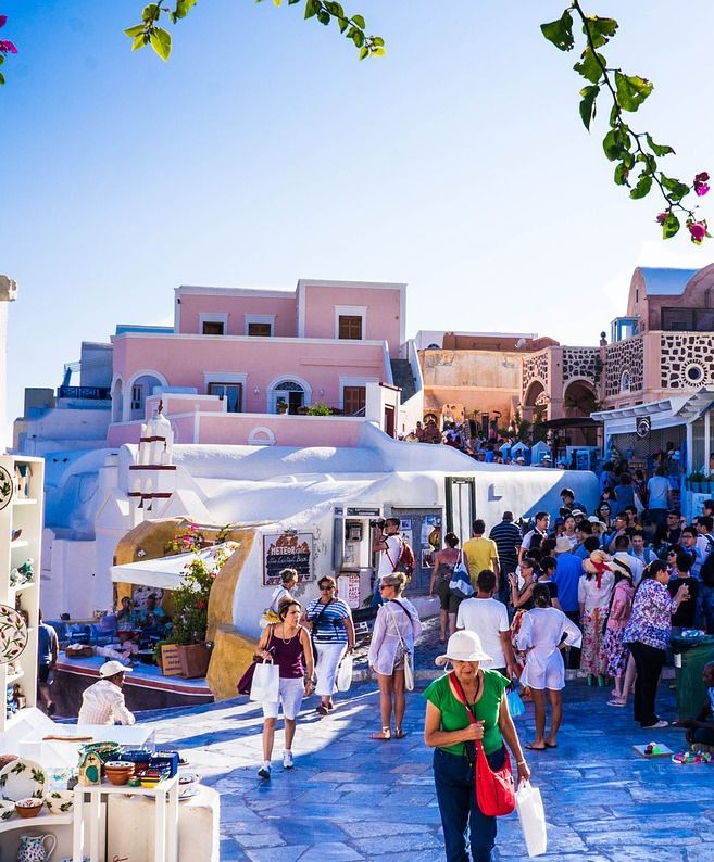 infodexx's tweet photo. Best Countries to Visit in Your Lifetime

1.🇹🇭 Thailand 
2.🇬🇷 Greece 
3.🇮🇩 Indonesia 
4.🇵🇹 Portugal 
5.🇱🇰 Sri Lanka 
6.🇿🇦 South Africa 
7.🇵🇪 Peru 
8.🇮🇹 Italy 
9.🇮🇳 India 
10.🇦🇪 UAE
11.🇫🇷 France 
12.🇬🇧 United kingdom 
13.🇺🇸 United states 
14.🇪🇸 Spain
15.🇦🇺 Australia 
16.🇲🇻 Maldives 
17.🇳🇱 Netherlands 
18.🇦🇷 Argentina 
19.🇱🇨 St. lucia 
20.🇨🇿 Czech republic 
21.🇧🇷 Brazil 
22.🇪🇬 Egypt 
23.🇨🇷 Costa rica 
24.🇵🇭 Philippines 
25.🇹🇷 Türkiye 
26.🇻🇳 Vietnam 
27.🇲🇽 Mexico
28.🇮🇪 Ireland 
29.🇯🇵 Japan 
30.🇨🇦 Canada 
31.🇳🇿 New zealand 
32.🇪🇨 Ecuador 
33.🇫🇯 Fiji 
34.🇹🇼 Taiwan 
35.🇨🇻 Cape verde 
36.🇲🇪 Montenegro 

Note: The rankings are based on feedback from over 295,000 readers.

Source: CEOWORLD magazine