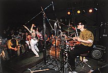LibraryMania79's tweet photo. P-MODEL
1984/06/03 横浜国立大学
横国大'84清陵祭 CONCERT ESSENCE
共演: ザ・スターリン, 分裂

写真あったとは... https://t.co/pZ6nAJKTmJ