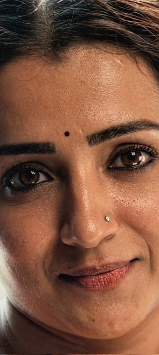 fox_perro's tweet photo. Some: Athu epdi da moonji close up pathu mood agum 

Me: showing these ... 🤤

#maami #TrishaKrishnan #KeerthySuresh #KalyaniPriyadarshan #sammu #noselove #moonji #TrishaKrishnanhot https://t.co/RTpbuJV6MY