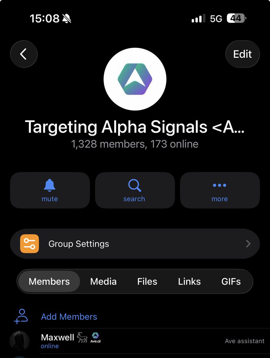 Maxwell ♰ tweet media