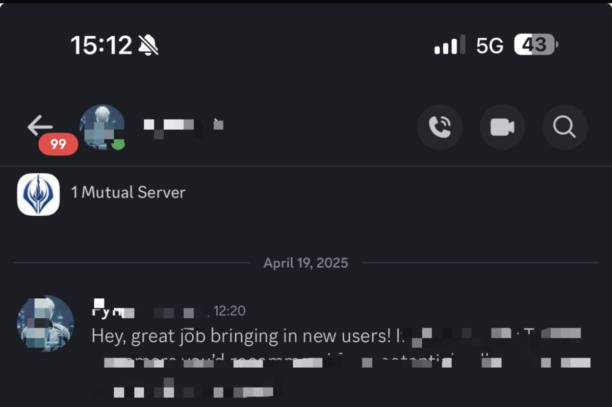 Maxwell ♰ tweet media