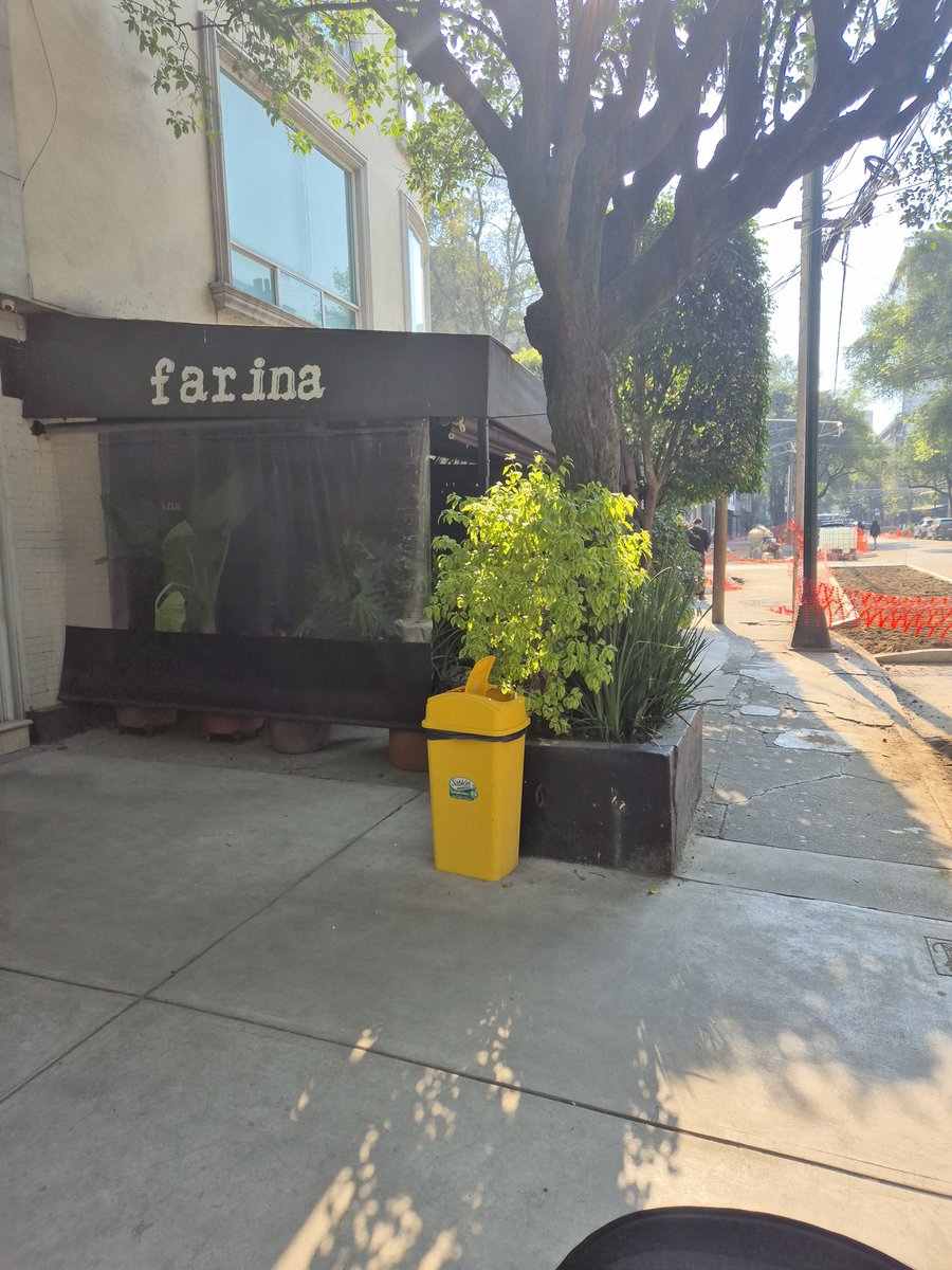 ricalovi's tweet photo. #Negocios invaden toda la #banqueta.
#Supervisar en horarios de servicio!!
Isaac Newton 53, Polanco

@lavozdepolanco
@lopezdoriga
@cesar_m_garrido
@PAOTmx
@GobCDMX
@AlcaldiaMHmx
@MHGOByJ
@mauriciotabe
#MHContigo #MHOrdenada
@mauriciotabe 
@UCS_GCDMX 
@ClaraBrugadaM https://t.co/p7ZRAMQXh9