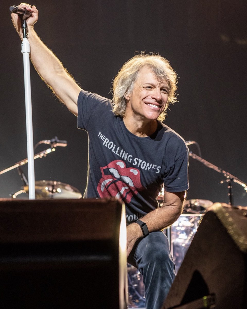 Island Records tweet media