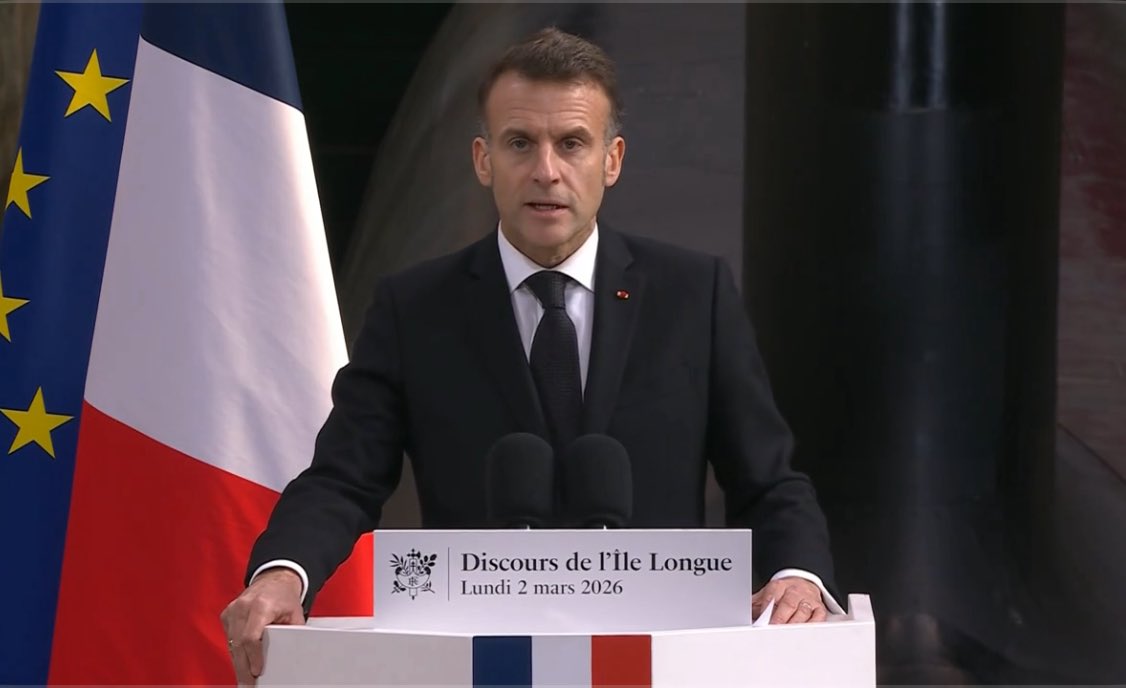 ☢️🇫🇷 URGENT - Emmanuel Macron annonce que la France va AUGMENTER son nombre de têtes nucléaires. 

Le nombre de têtes nucléaires ne sera également plus communiqué officiellement.