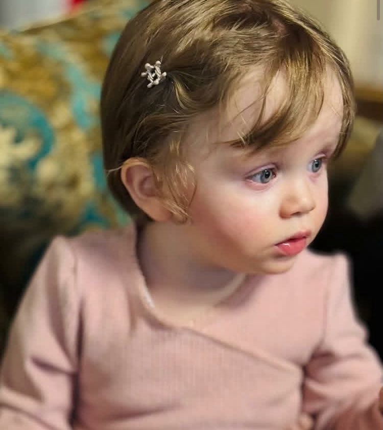 İsrail/ABD saldırısında katledilen 14 aylık bebek Zehra!

Bu fotoğrafı dünyanın gözüne sokun gözüne!!