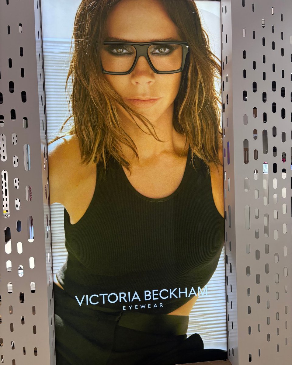 100% Optical tweet media