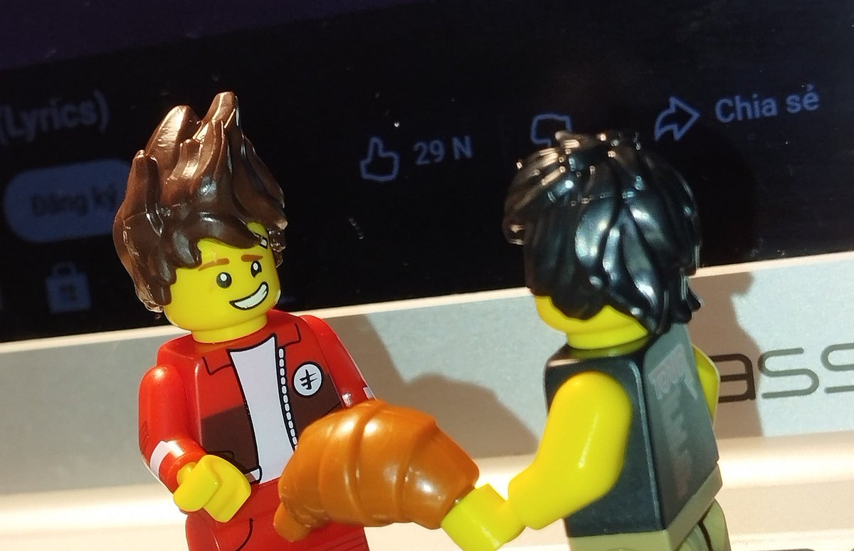 nostysleep's tweet photo. Kai: oops! I dropped my croissant 
Kai: oh...thank 
Kai: WTF MY CROISSANT??!!
Cole: sorry baby, I'm hungry
#lavashipping https://t.co/bs7qVp8v5F