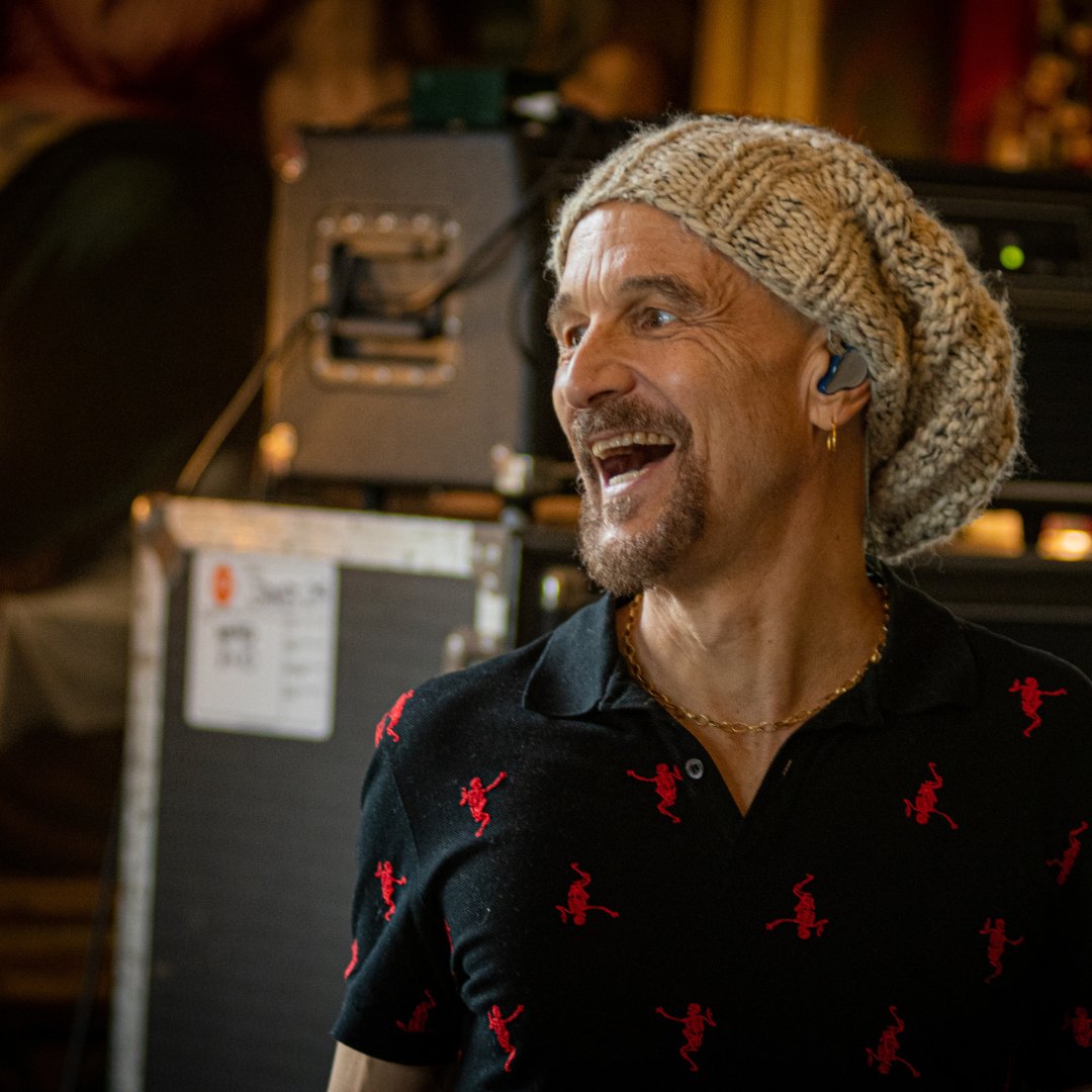 Tim Booth tweet media