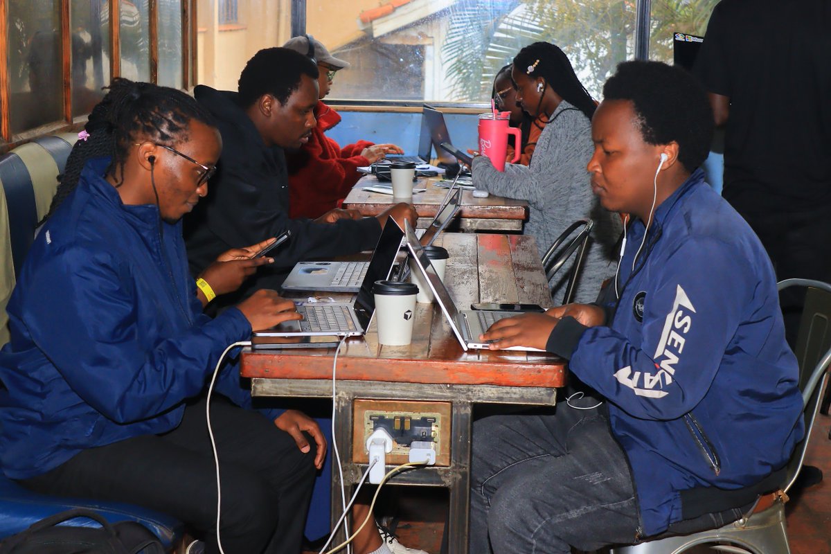 Ben Lang tweet media