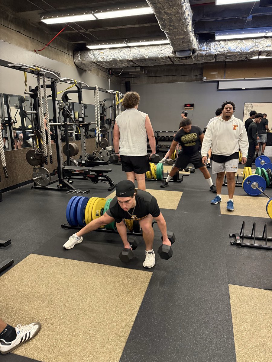 Cougars Football tweet media