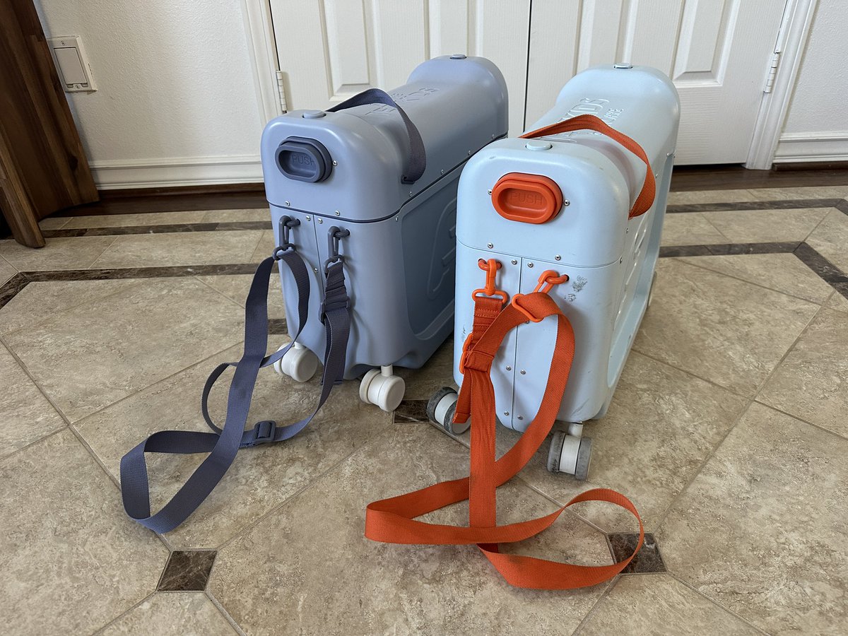 CTZNChan's tweet photo. Thanks @StokkeBaby for hooking it up with the replacement @JetKidscom! https://t.co/qTZhaMSjH7