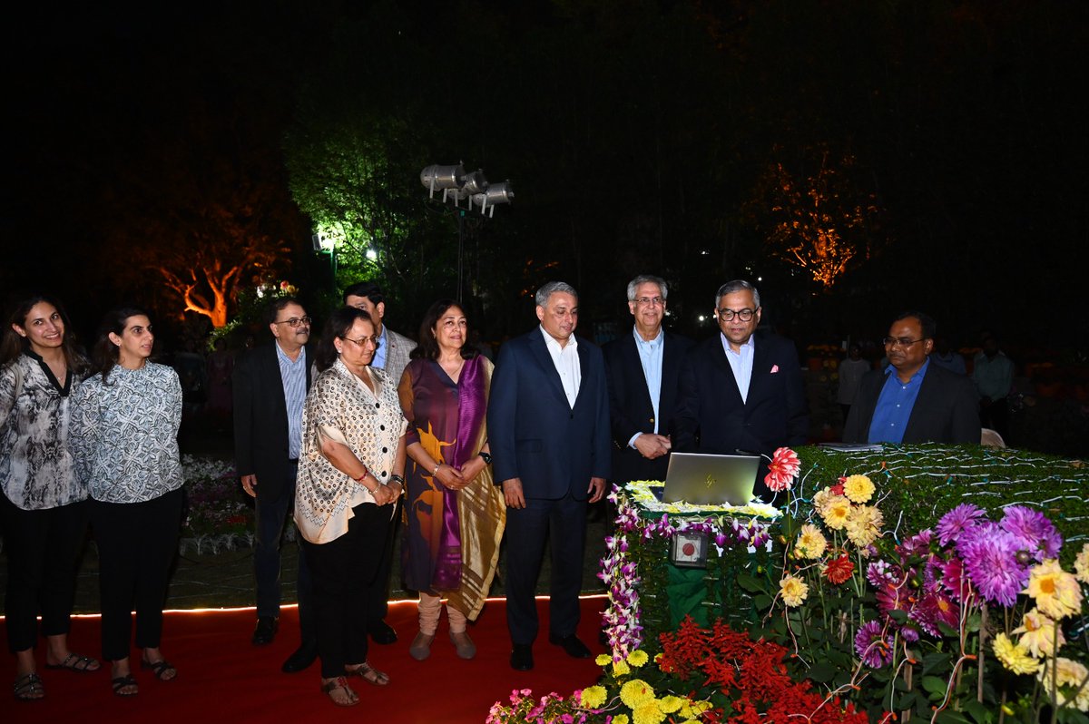 BJNN02's tweet image. टाटा संस के चेयरमैन एन चंद्रशेखरन ने घोषणा की कि टाटा समूह शहर में एडवांस टेक्नोलॉजी के क्षेत्र में ₹11,000 करोड़ का निवेश करेगा।फाउंडर्स डे की पूर्व संध्या पर जुबिली पार्क में यह ऐलान किया गया।#TataGroup #Jamshedpur #AdvancedTechnology #FoundersDay #Jharkhand #tatasteel